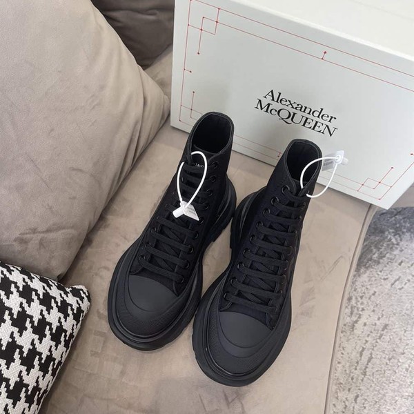 ALEXANDER MCQUEEN GRAFFITI TREAD SLICK HIGH-TOP SNEAKERS - ALD034 - Image 5