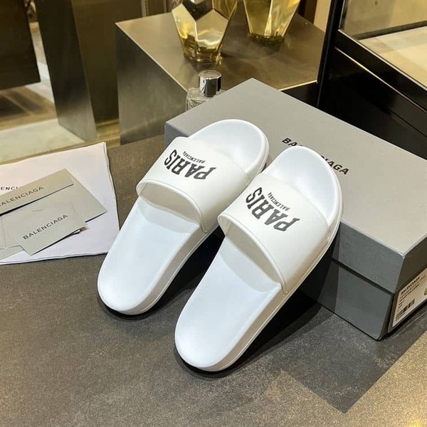 BALENCIAGA CITIES PARIS POOL SLIDE SANDAL - BBD007 - Image 5