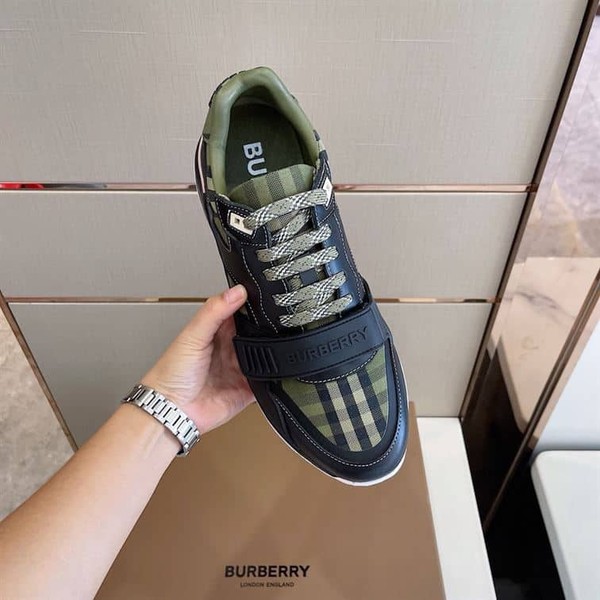 BURBERRY CHECK LACE-UP SNEAKERS IN MILITARY GREEN - BBR008 - Image 5