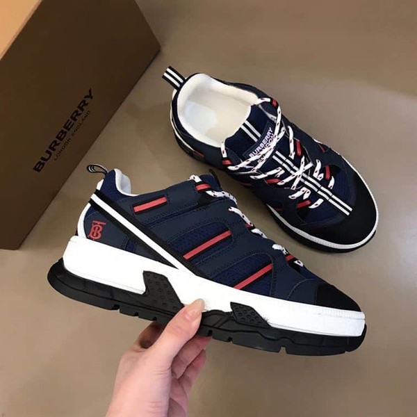 BURBERRY UNION SNEAKERS - BBR015 - Image 8