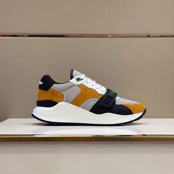 BURBERRY LOGO-STRAP LOW-TOP SNEAKERS - BBR025 - Image 3