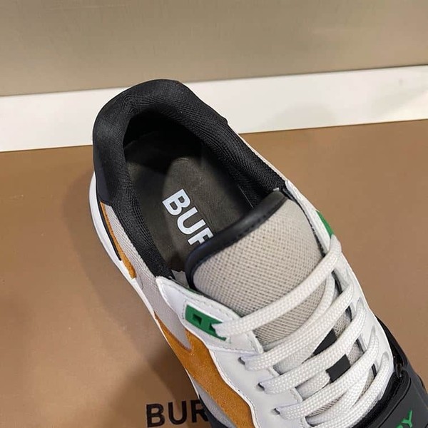BURBERRY LOGO-STRAP LOW-TOP SNEAKERS - BBR025 - Image 8