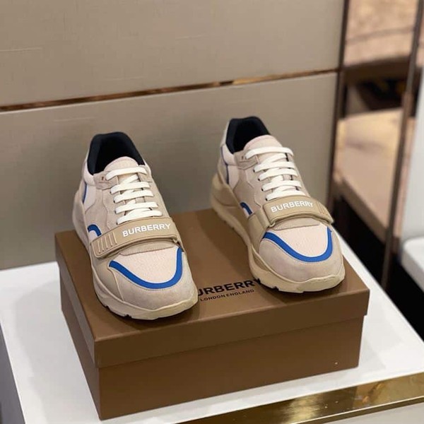 BURBERRY LOGO-STRAP LOW-TOP SNEAKERS - BBR026 - Image 2