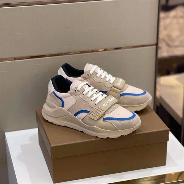 BURBERRY LOGO-STRAP LOW-TOP SNEAKERS - BBR026 - Image 6