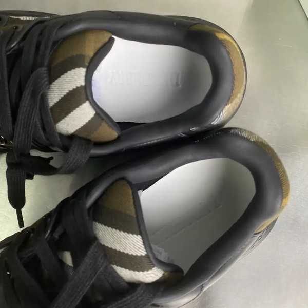 BURBERRY SNEAKERS - BBR032 - Image 3