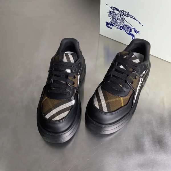 BURBERRY SNEAKERS - BBR032 - Image 7