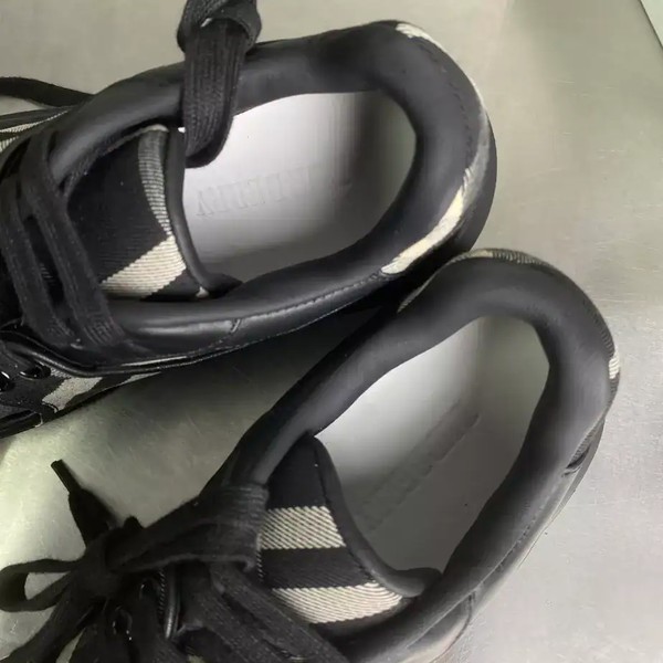 BURBERRY SNEAKERS - BBR034 - Image 7