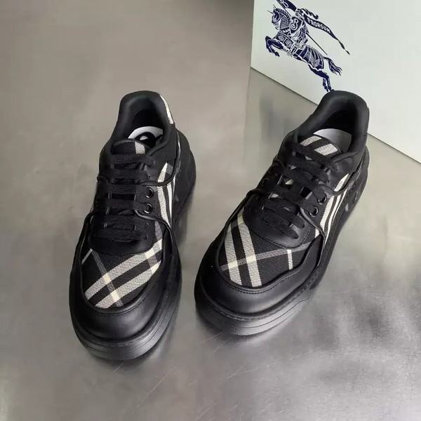 BURBERRY SNEAKERS - BBR034 - Image 8