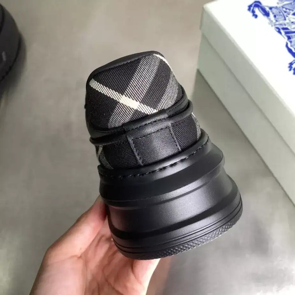 BURBERRY SNEAKERS - BBR034 - Image 9