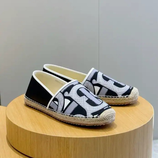 BURBERRY CANVAS STRAW BUCKET - BBR047 - Image 7