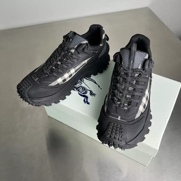 BURBERRY SNEAKERS - BBR049 - Image 2