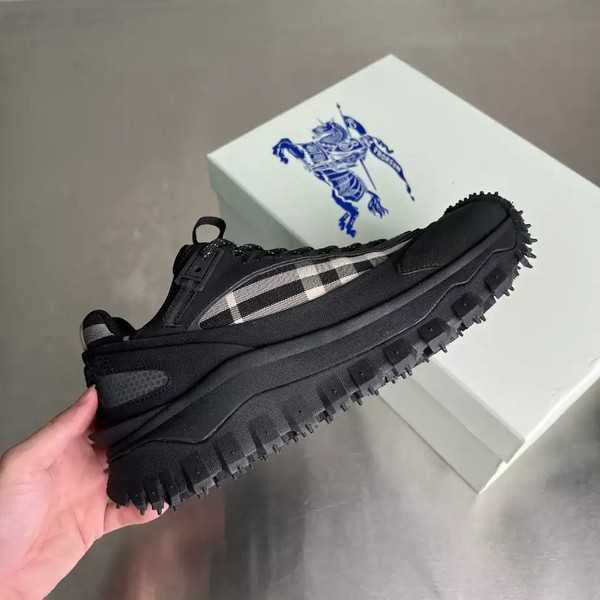 BURBERRY SNEAKERS - BBR049 - Image 6