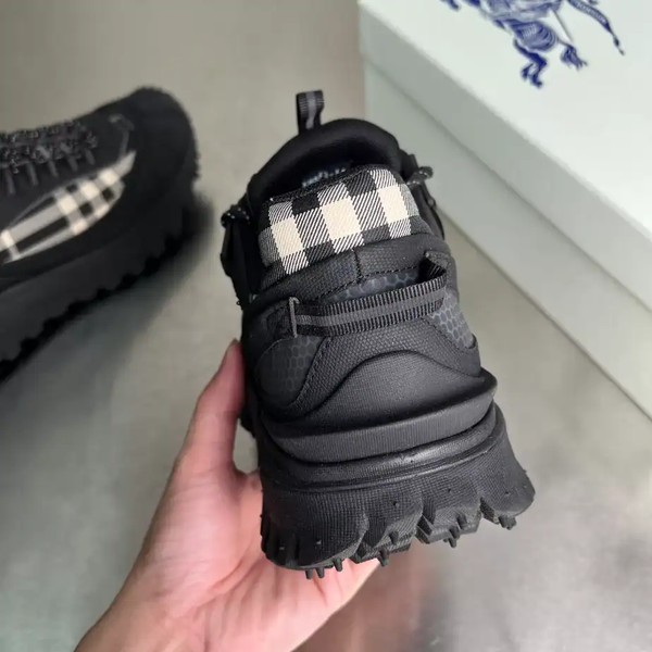 BURBERRY SNEAKERS - BBR049 - Image 9