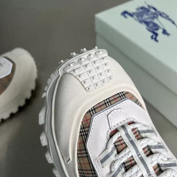BURBERRY SNEAKERS - BBR050 - Image 4