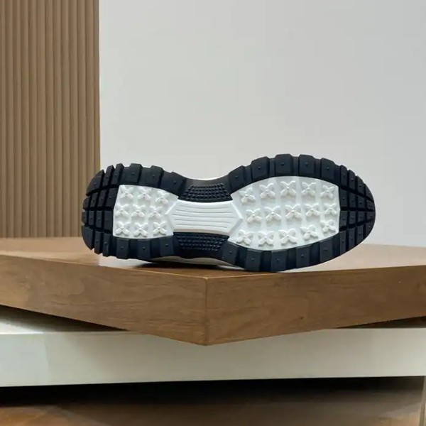 BURBERRY SNEAKERS - BBR066 - Image 8