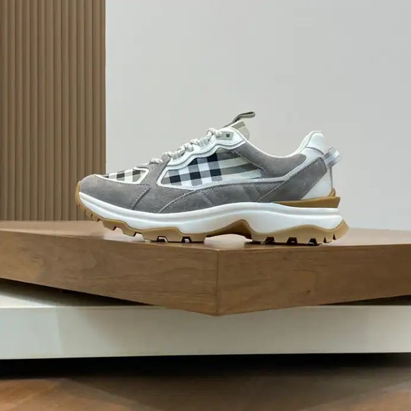 BURBERRY SNEAKERS - BBR068 - Image 8