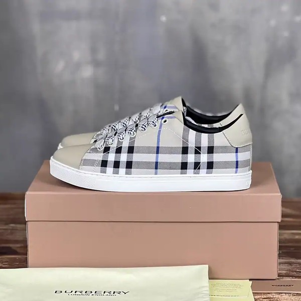 BURBERRY CHECK AND LEATHER SNEAKERS - BBR072