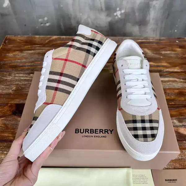 BURBERRY CHECK AND LEATHER SNEAKERS - BBR075 - Image 4