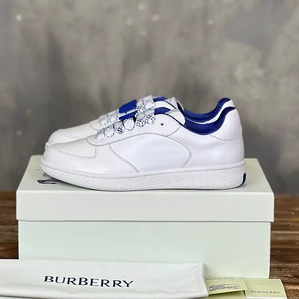 BURBERRY LEATHER TERRACE SNEAKERS - BBR086