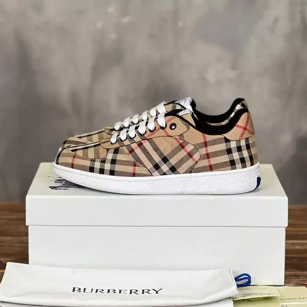 BURBERRY CHECK TERRACE SNEAKERS - BBR093