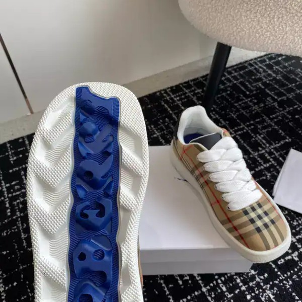 BURBERRY SNEAKERS - BBR102 - Image 4