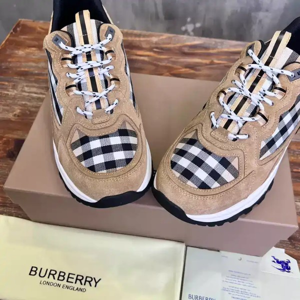 BURBERRY SNEAKERS - BBR104 - Image 3