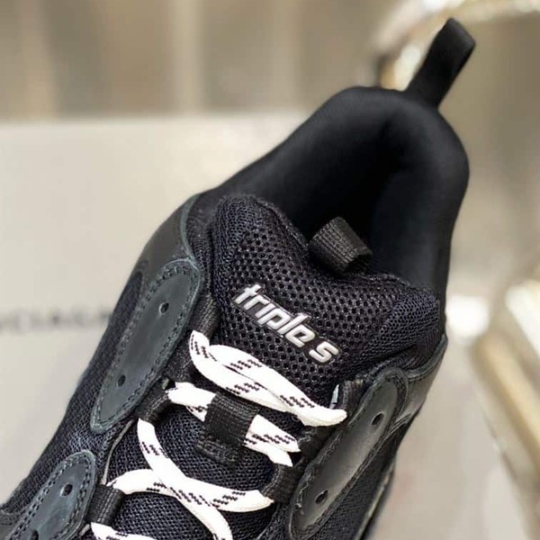 BALENCIAGA TRIPLE S SNEAKERS - BLA009 - Image 9