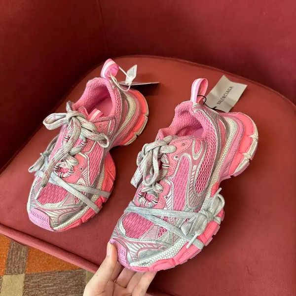BALENCIAGA WOMEN'S 3XL SNEAKER - BLA0104 - Image 3