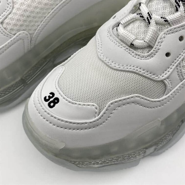 BALENCIAGA TRIPLE S IN WHITE - BLA027 - Image 10
