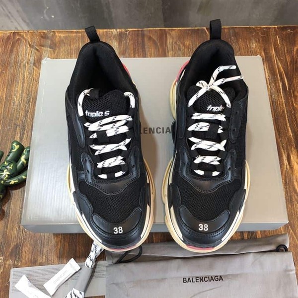 BALENCIAGA TRIPLE S IN BLACK - BLA028 - Image 3