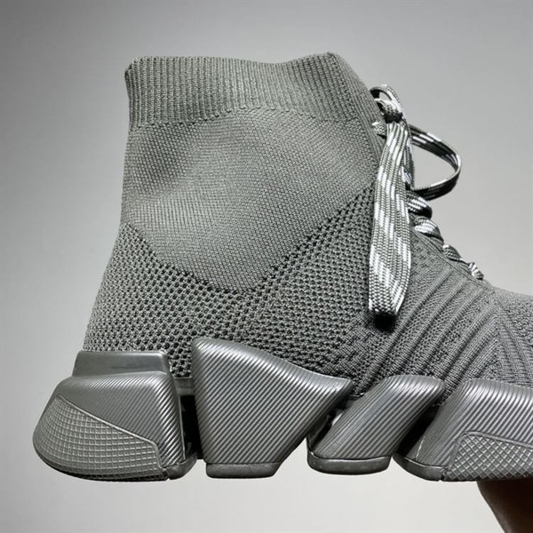 BALENCIAGA MEN'S SPEED 2.0 LACE-UP RECYCLED KNIT SNEAKER IN GREEN - BLA034 - Image 7