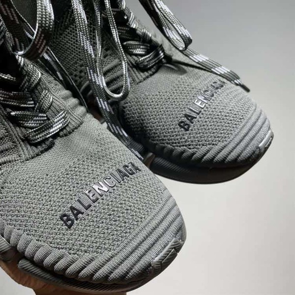 BALENCIAGA MEN'S SPEED 2.0 LACE-UP RECYCLED KNIT SNEAKER IN GREEN - BLA034 - Image 8