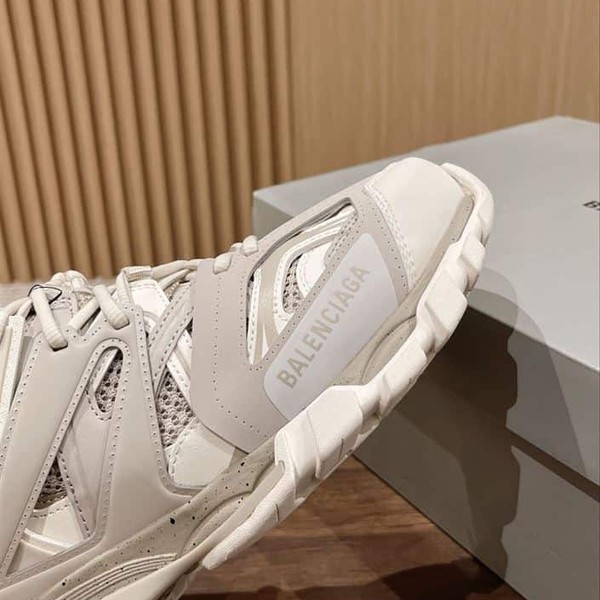 BALENCIAGA TRACK TRAINERS BEIGE - BLA067 - Image 5