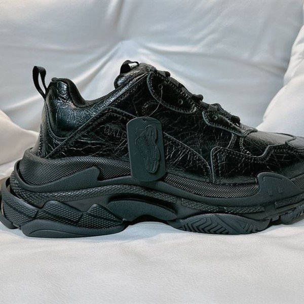 BALENCIAGA TRIPLE S LAMBSKIN SNEAKERS - BLA079 - Image 4