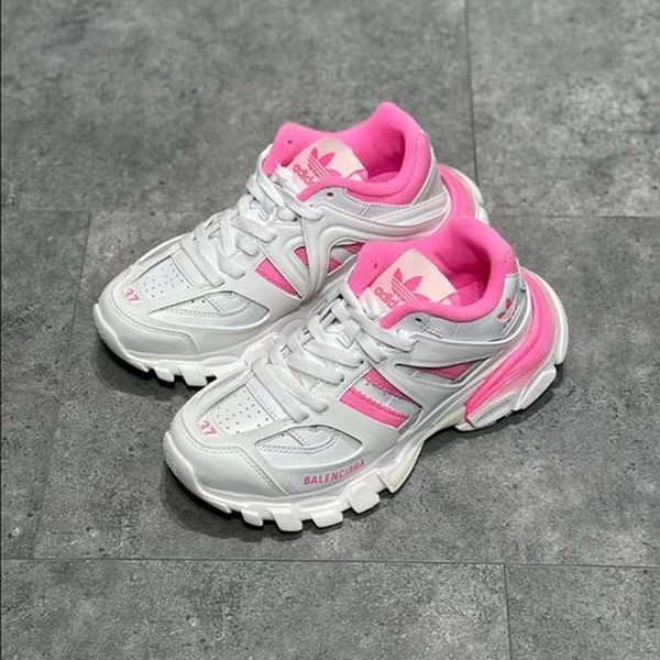 BALENCIAGA X ADIDAS TRACK FORUM LOW TOP SNEAKER - BLA082 - Image 3