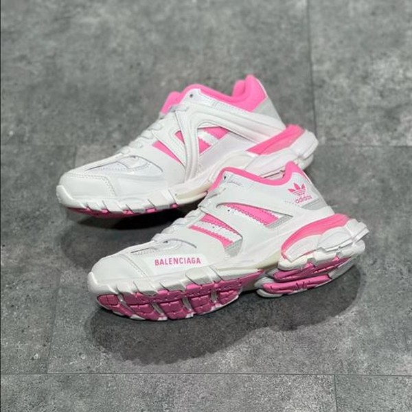BALENCIAGA X ADIDAS TRACK FORUM LOW TOP SNEAKER - BLA082 - Image 6