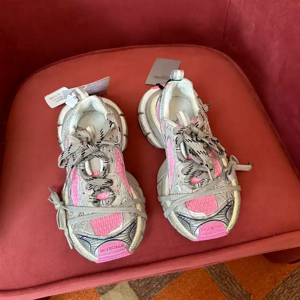 BALENCIAGA WOMEN'S 3XL SNEAKER - BLA102 - Image 2