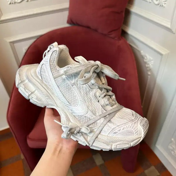 BALENCIAGA MEN'S 3XL SNEAKER - BLA108