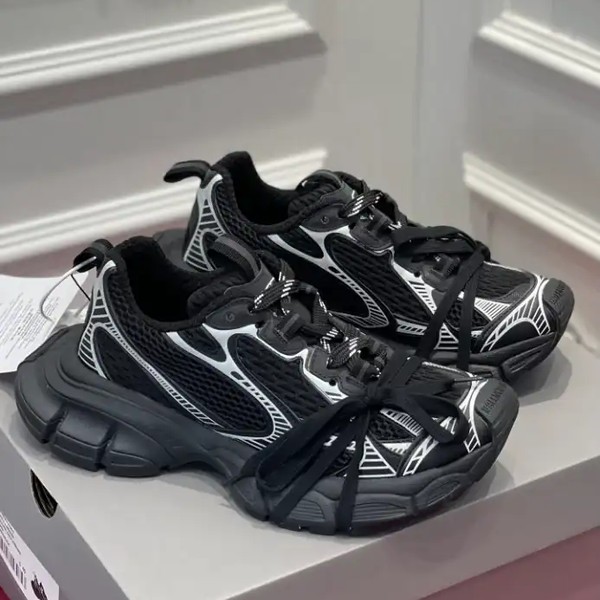 BALENCIAGA MEN'S 3XL SNEAKER - BLA119