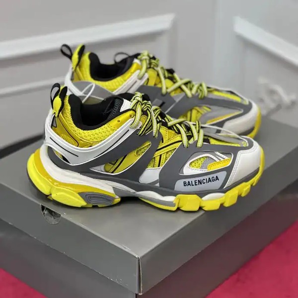 BALENCIAGA TRACK SNEAKER - BLA132
