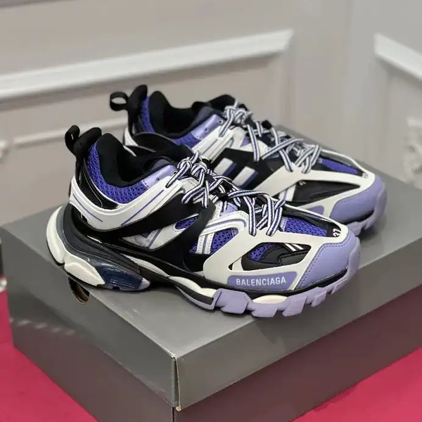 BALENCIAGA TRACK SNEAKER - BLA142