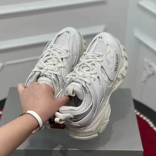 BALENCIAGA TRACK SNEAKER - BLA143 - Image 4