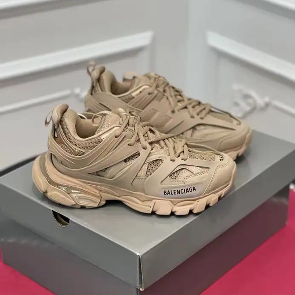 BALENCIAGA TRACK SNEAKER - BLA147