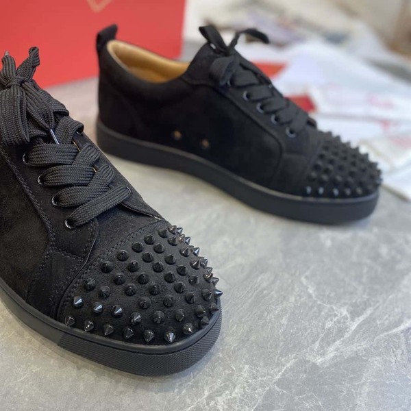 CHRISTIAN LOUBOUTIN LOW TOP SNEAKER - CLS001 - Image 6
