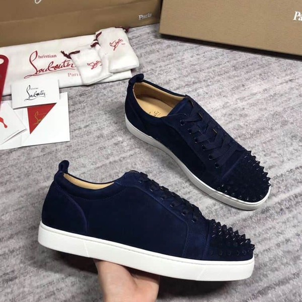 CHRISTIAN LOUBOUTIN LOW TOP SNEAKER - CLS013 - Image 4
