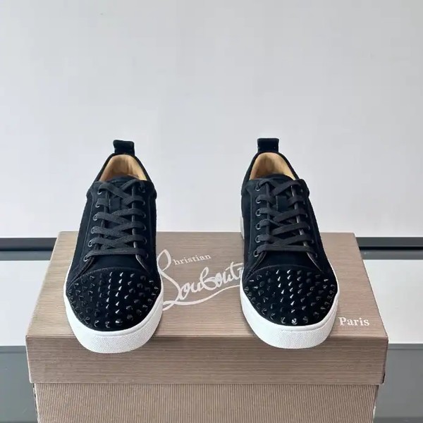Christian Louboutin Louis Junior Spikes Sneakers - CLS090 - Image 4