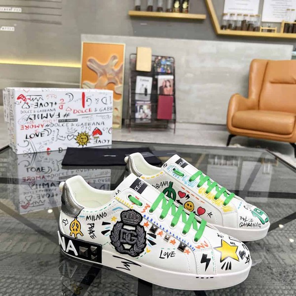 DOLCE & GABBANA GRAFFITI PRINT LOW-TOP SNEAKERS – DG023 - Image 2