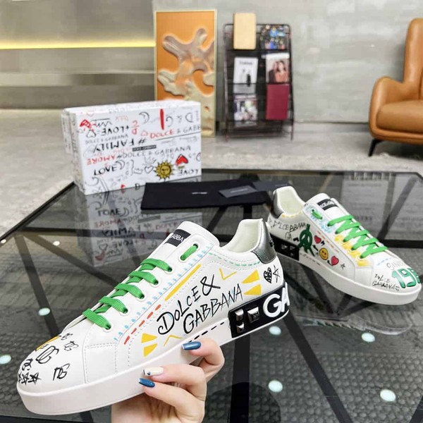 DOLCE & GABBANA GRAFFITI PRINT LOW-TOP SNEAKERS – DG023 - Image 4