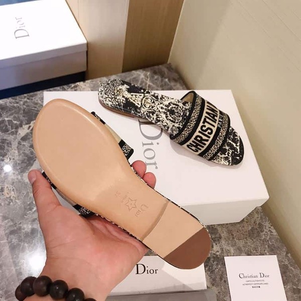 DIOR DWAY SLIDE - DS009 - Image 7