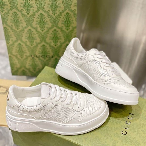 GUCCI MEN'S GG EMBOSSED SNEAKER WHITE LEATHER - GCC005 - Image 2